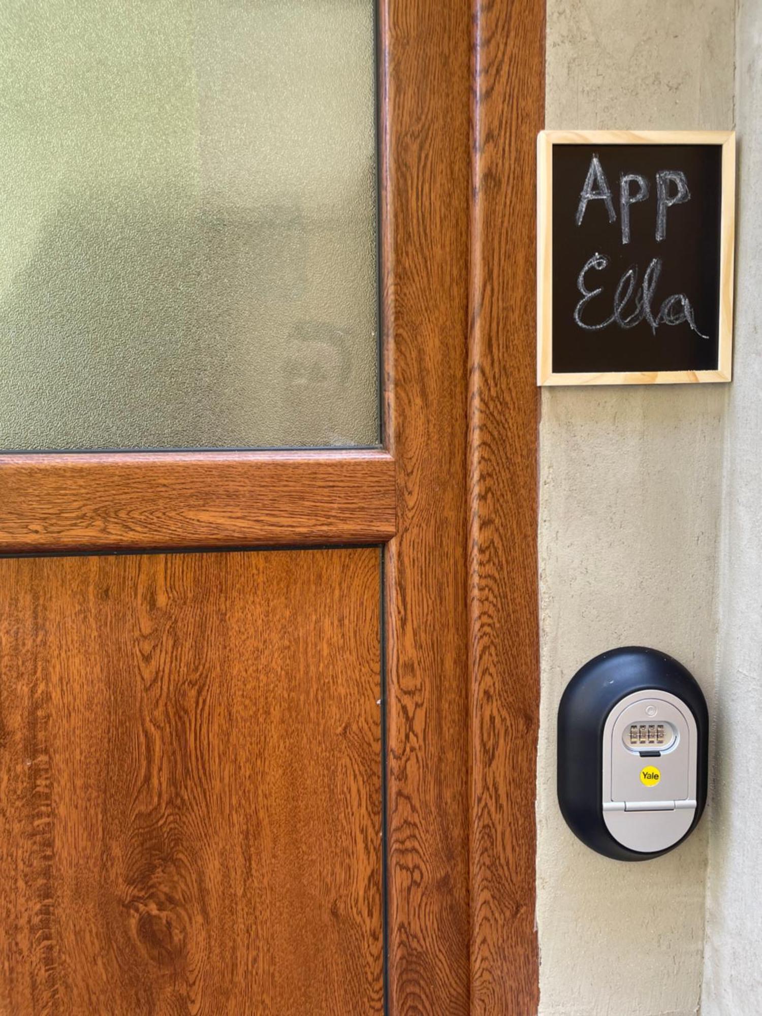 Apartma Ella Koper Exteriér fotografie